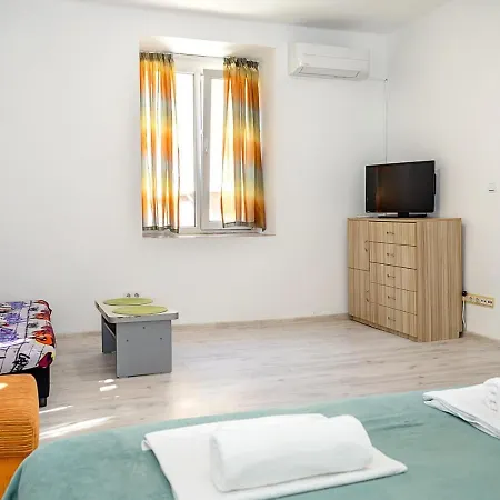 Comfortable Near The Sea Garden & By Flat Mаnager Διαμέρισμα *