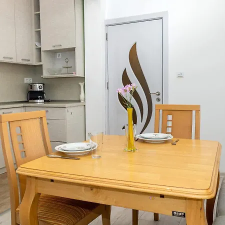 Comfortable Near The Sea Garden & By Flat Mаnager Διαμέρισμα *