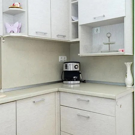 Comfortable Near The Sea Garden & By Flat Mаnager * Βάρνα