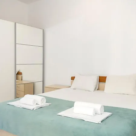 Comfortable Near The Sea Garden & By Flat Mаnager Βάρνα